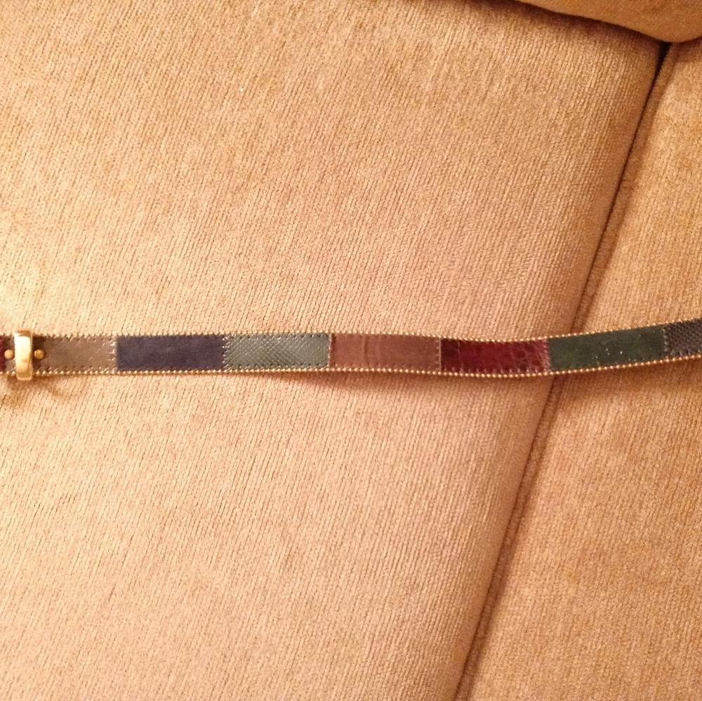 Woman's belt